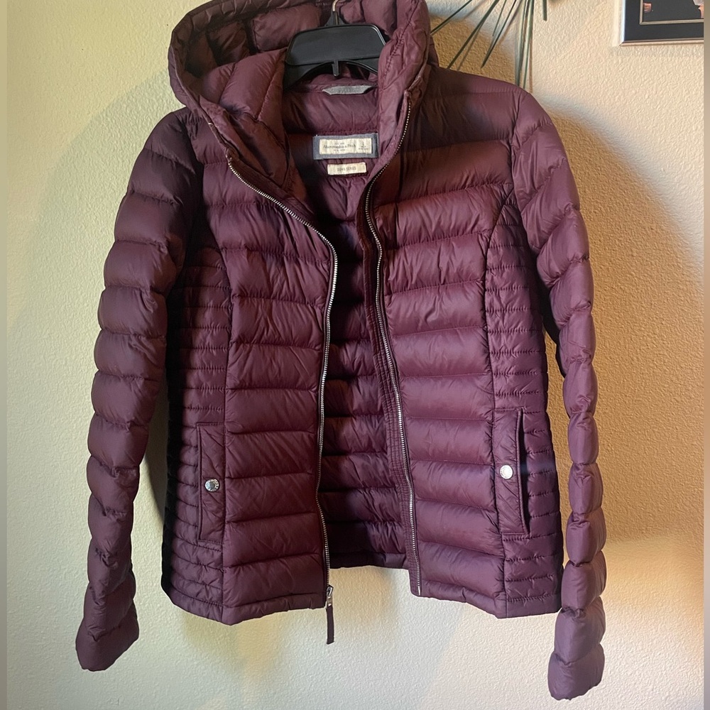 Abercrombie & Fitch Burgundy Down Jacket - Picture 4 of 10